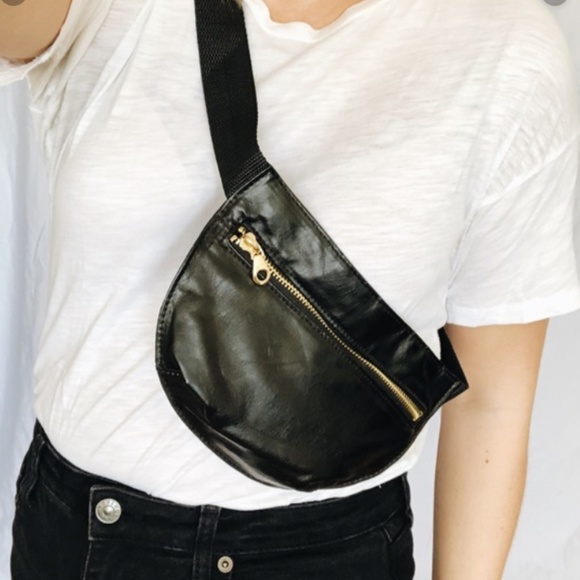 ban.do Handbags - Ban.do Black Fanny Pack Belt Bag NWT